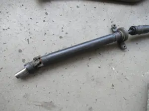 Kardanwelle / Zentralwelle