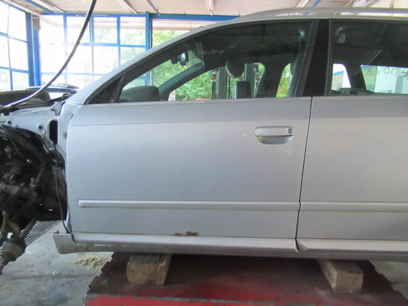 Porte avant gauche