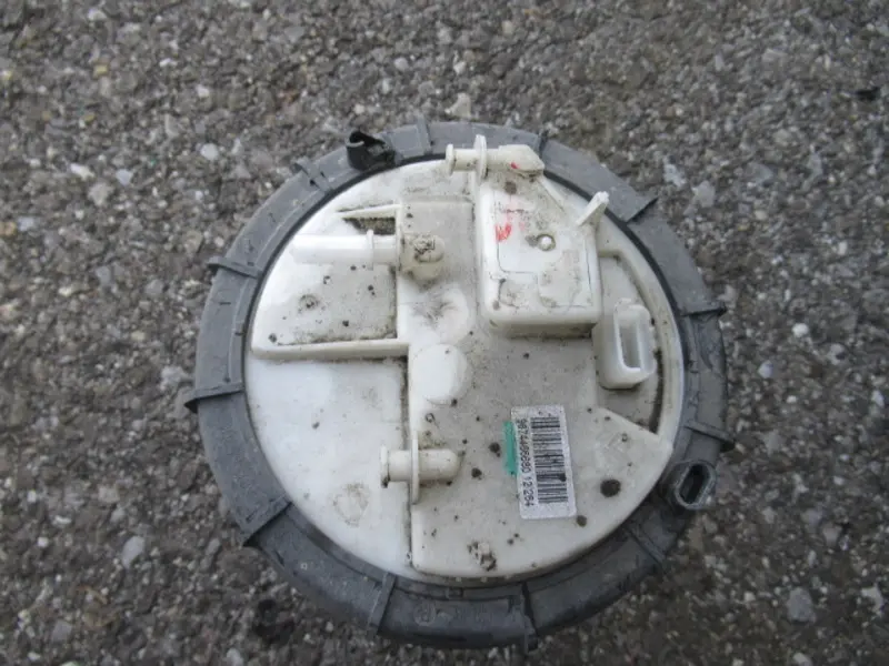 Pompe à essence électrique