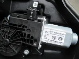 Fensterheber vorne rechts