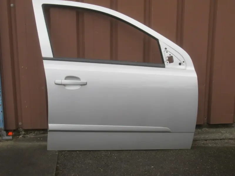 Porte avant droite