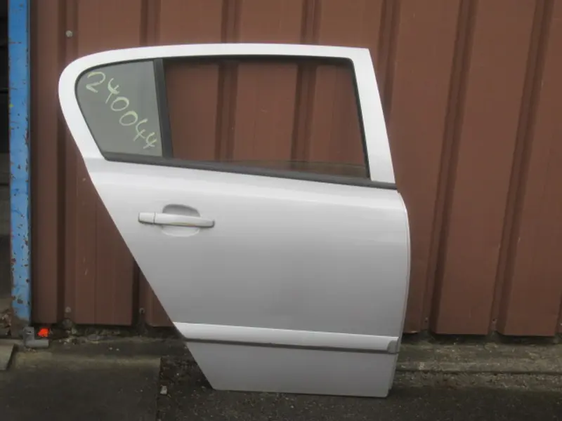 Porte arrière droite