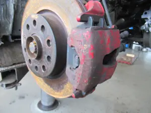 Bremszange vorne rechts