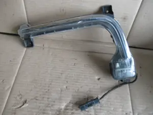 Tagfahrleuchte links