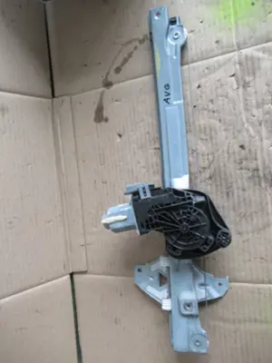 Fensterheber vorne links