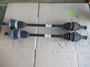 Antriebswelle hinten L/R