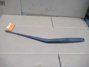 Wischerarm vorne links