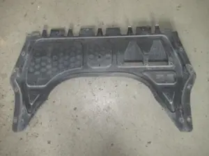 Protection moteur inférieure