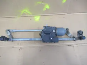 Wischermotor vorne