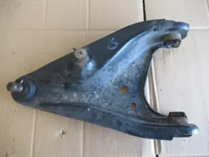 Querlenker vorne rechts