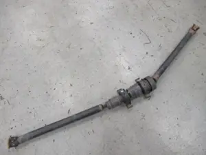 Kardanwelle / Zentralwelle