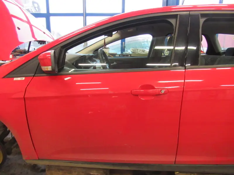 Porte avant gauche