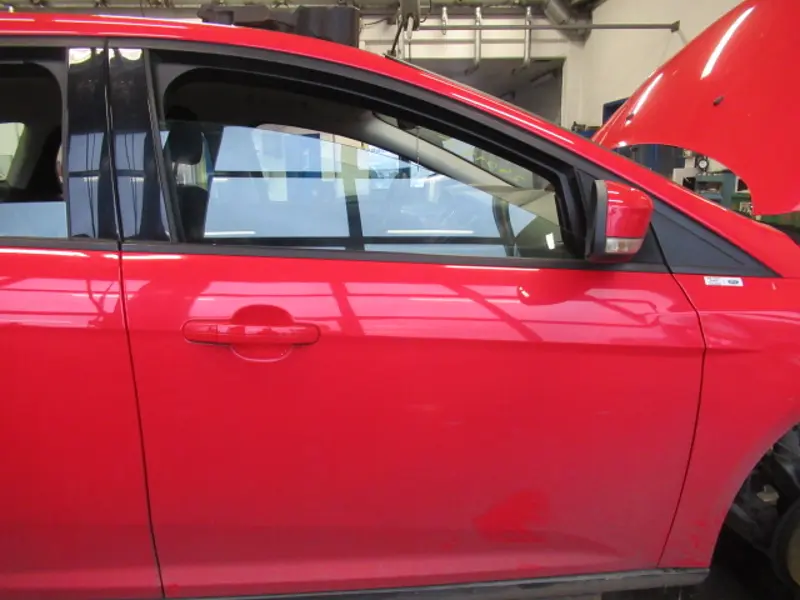 Porte avant droite