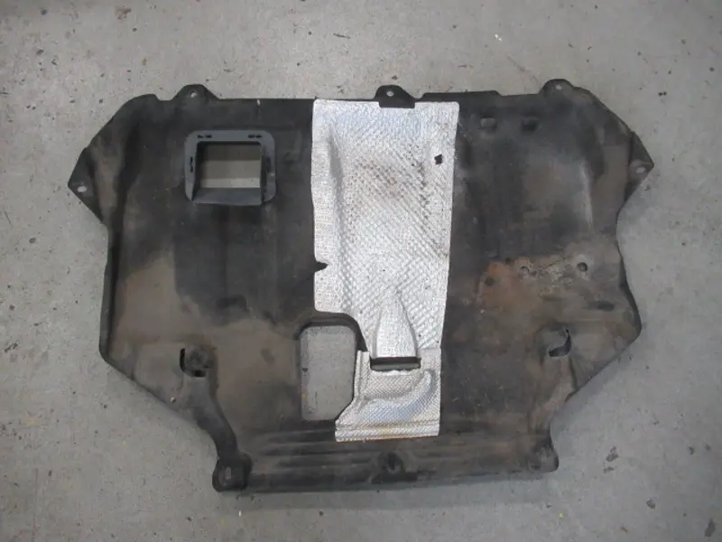Protection moteur inférieure
