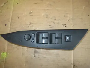 Commande lève-vitre