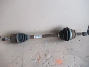 Antriebswelle vorne links