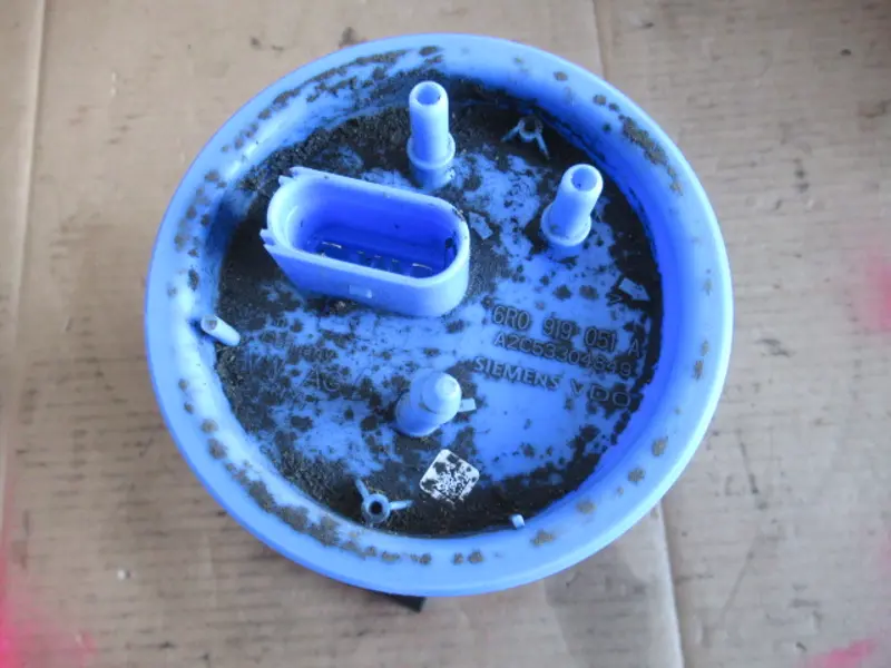 Pompe à essence électrique