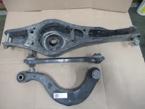 Querlenker hinten rechts