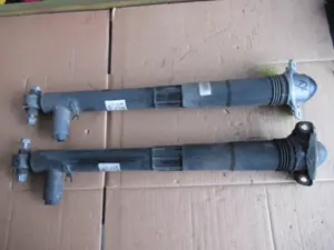 Stossdämpfer hinten