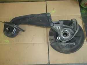 Achsschenkel hinten links