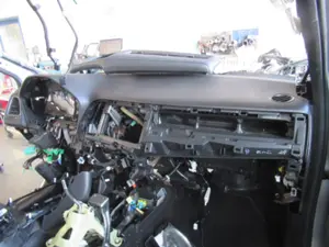 Armaturenbrett Airbag