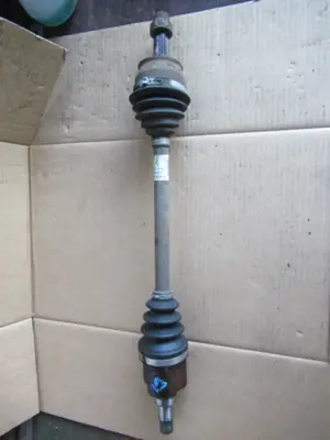 Antriebswelle vorne links