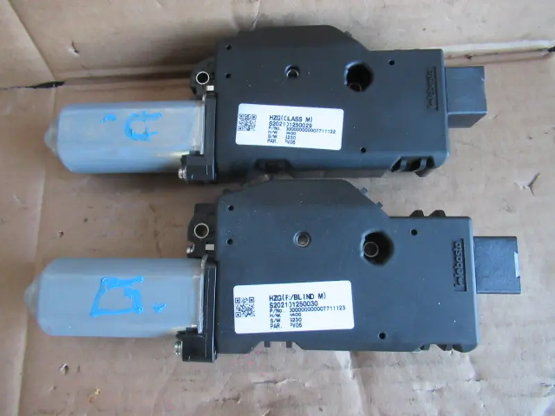 Moteur toit ouvrant / Capote