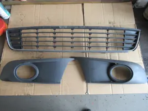 Grille pare-chocs avant