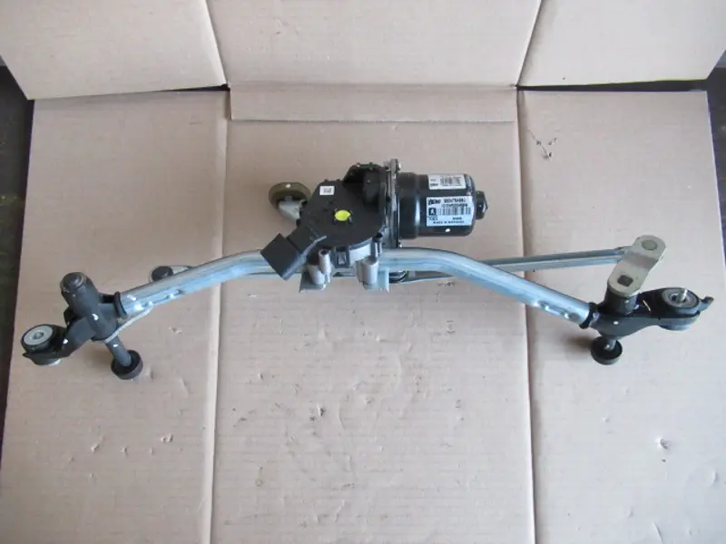Wischermotor vorne