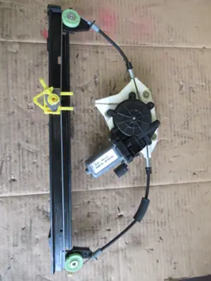 Fensterheber vorne links