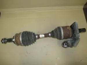 Arbre de transmission avant gauche