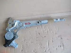 Fensterheber vorne links