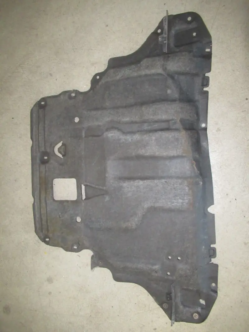 Protection moteur inférieure