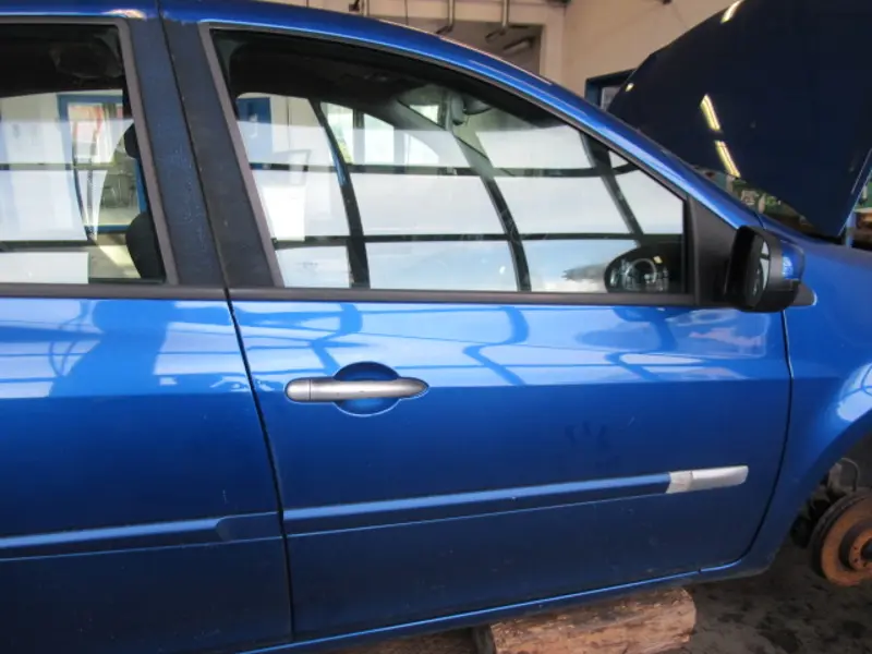 Porte avant droite