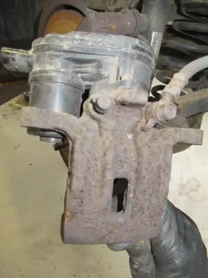 Bremszange hinten links