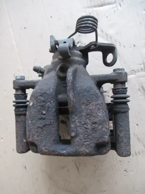 Bremszange hinten links