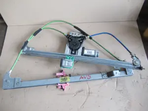 Fensterheber vorne links