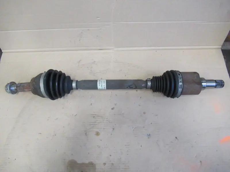 Arbre de transmission avant gauche