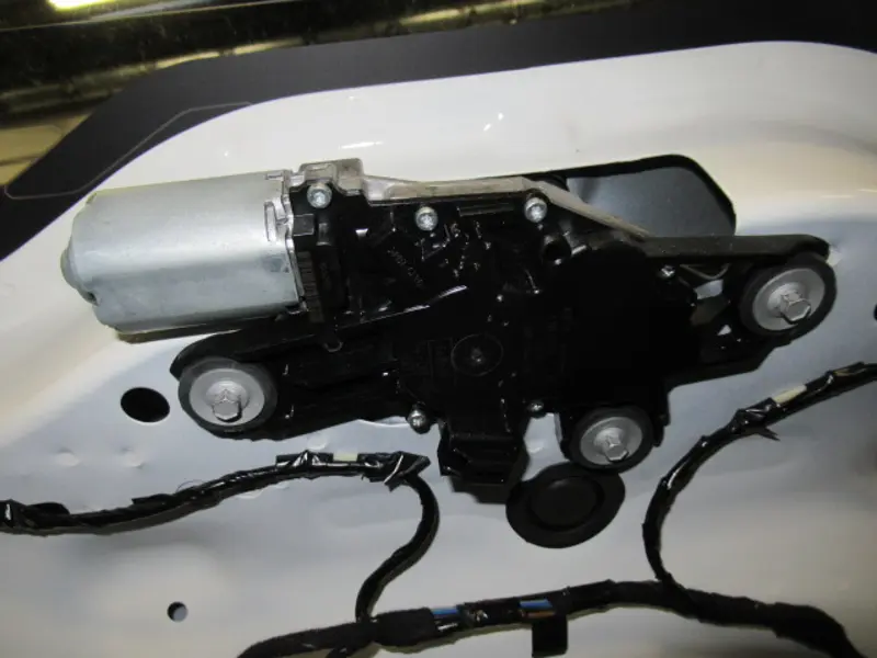 Wischermotor hinten