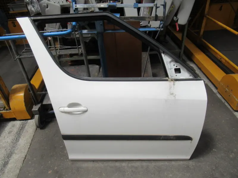 Porte avant droite
