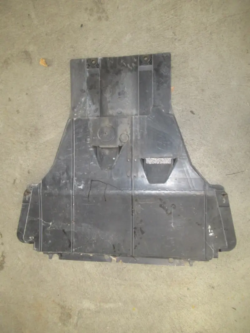 Protection moteur inférieure