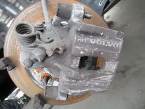 Bremszange hinten rechts