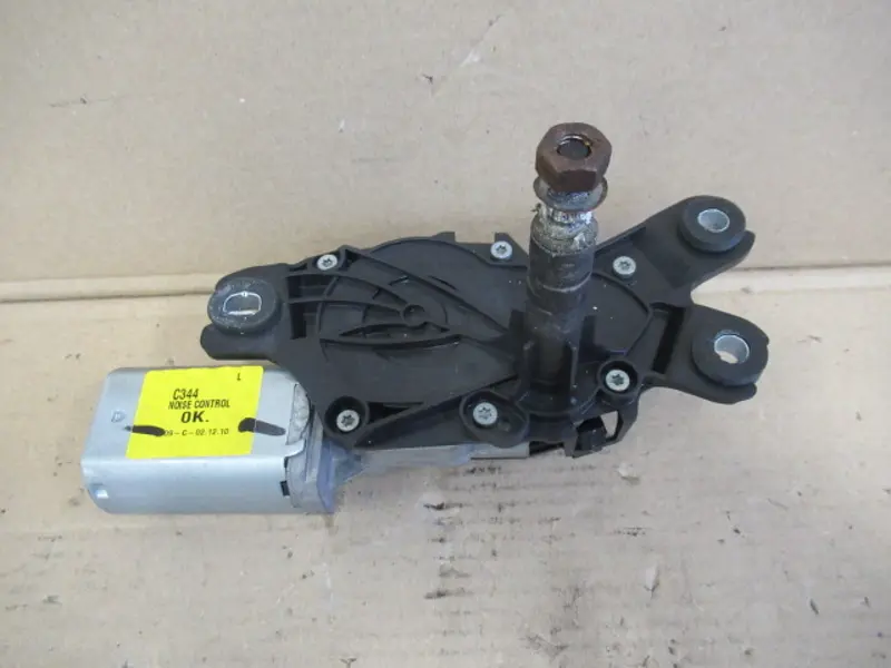 Moteur essuie-glace arrière