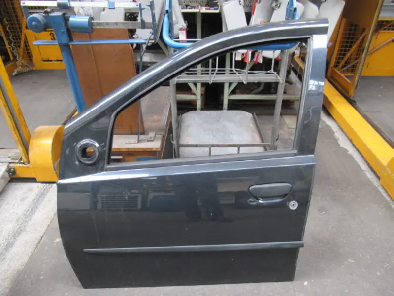 Porte avant gauche