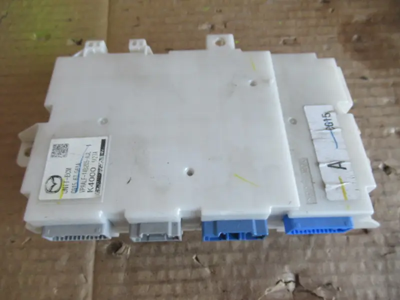 Calculateur réseau de bord