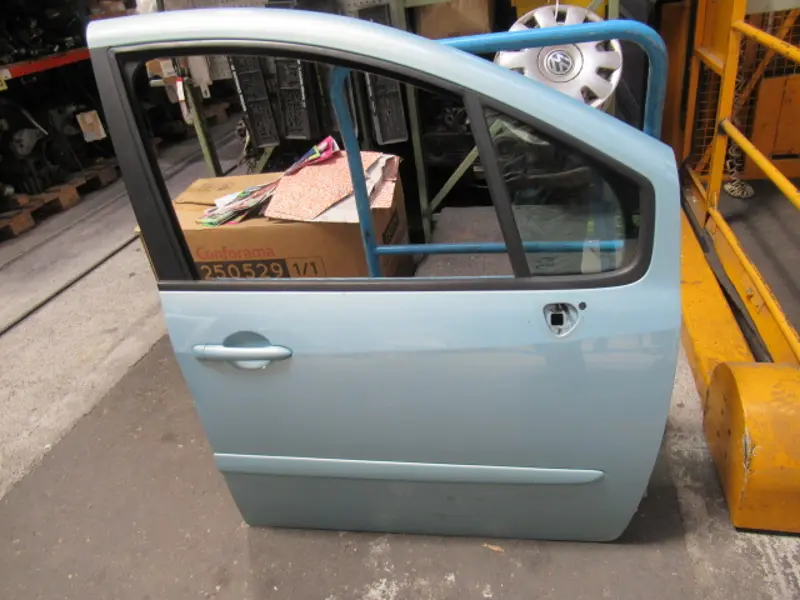Porte avant droite