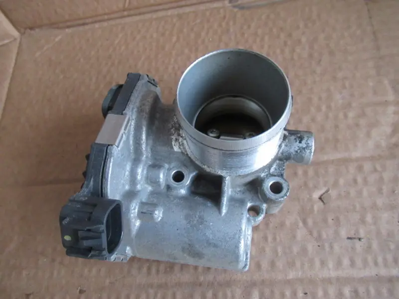 Papillon des gaz électrique