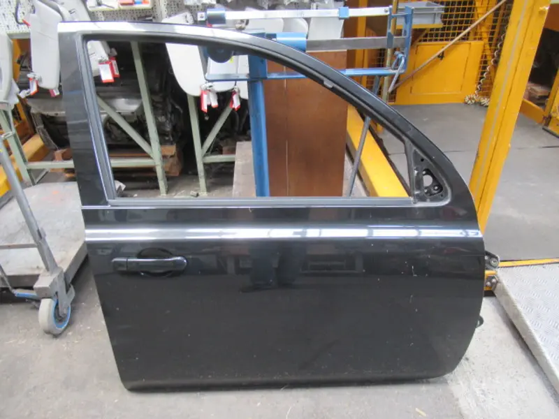 Porte avant droite