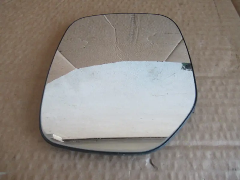Spiegelglas links