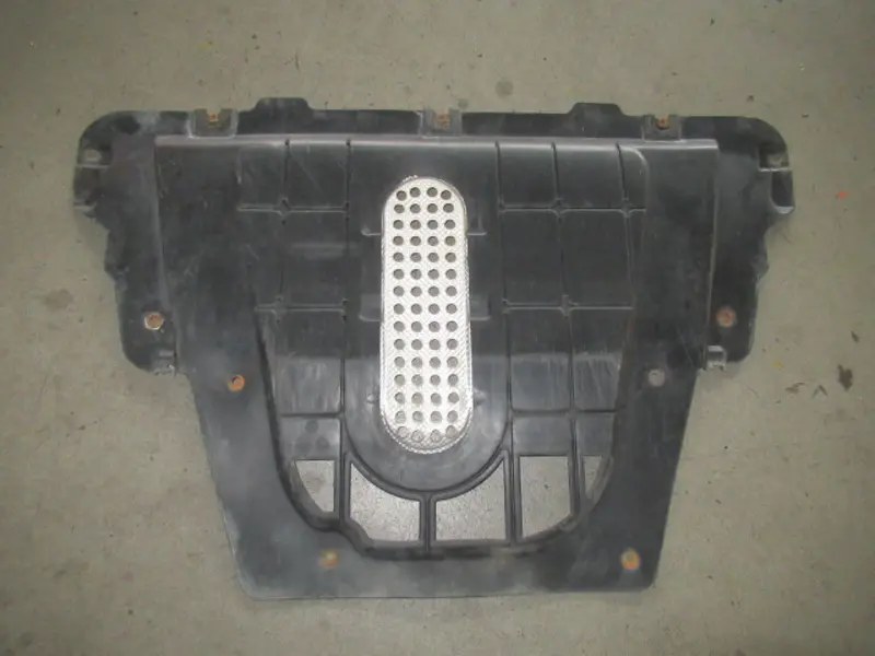 Motorschutz unten